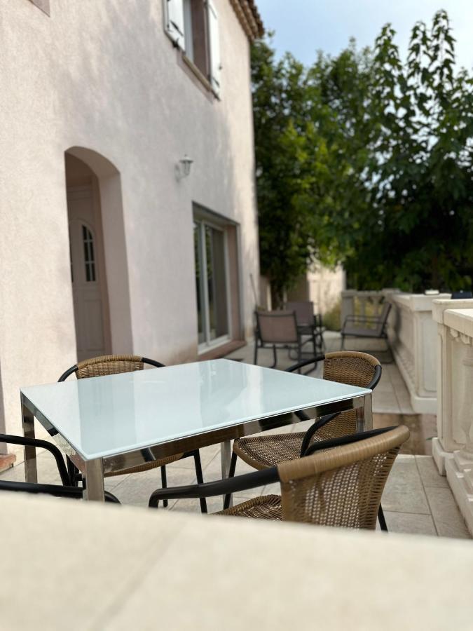 La Villa Du Rayol Saint Maximin Eksteriør bilde
